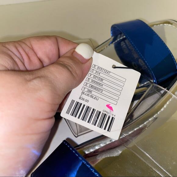 NWT URBAN OUTFITTERS double strap slides size 7 - Picture 3 of 5